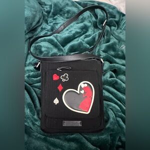 Vera Bradley
Disney Alice in Wonderland
Painting Roses Red crossbody bag